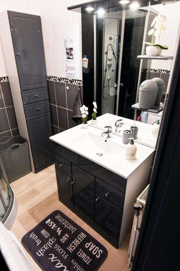Appartement "Le Terminus " Gare-Cosy-Wifi 6 Personnes Saint-Quentin  Eksteriør billede