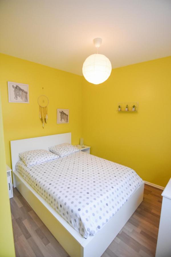 Appartement "Le Terminus " Gare-Cosy-Wifi 6 Personnes Saint-Quentin  Eksteriør billede